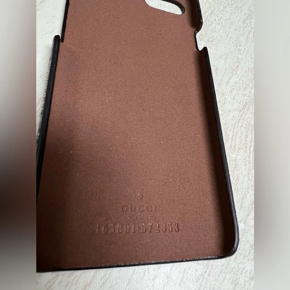 Gucci Blind for Love GG Monogram bee iPhone case for 6 / 7 / 8 - Picture 4 of 11